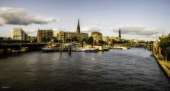 Zwischen Baumwall und Speicherstadt Hamburg