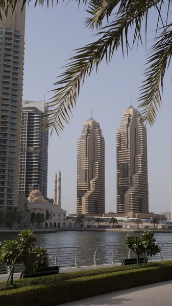 Dubai Marina 2.jpg