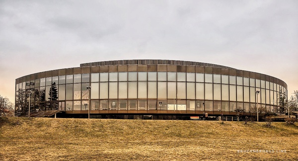 5619185E-8193-4AA3-884F-2CEA5A446352