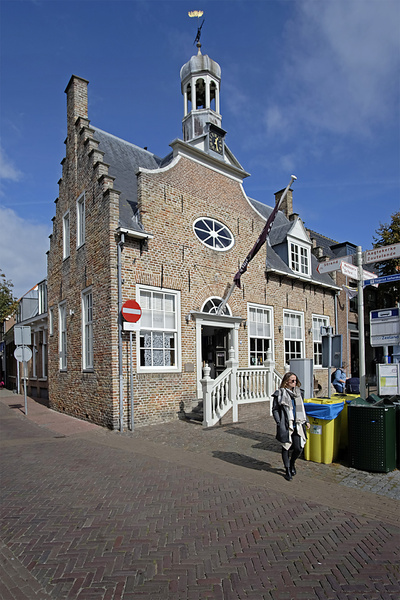 Altes historisches Stadhuis von Domburg, Zeeland (NL)
