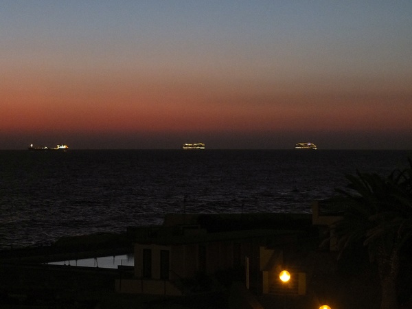 Abends an der Meerenge von Messina.