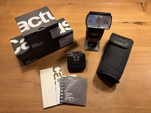 Mehr Informationen zu "Cactus RF60X mit V6II Blitzsystem"